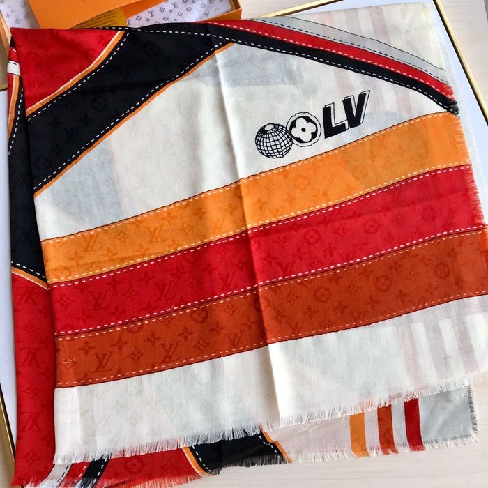 Louis Vuitton Scarf LV00113